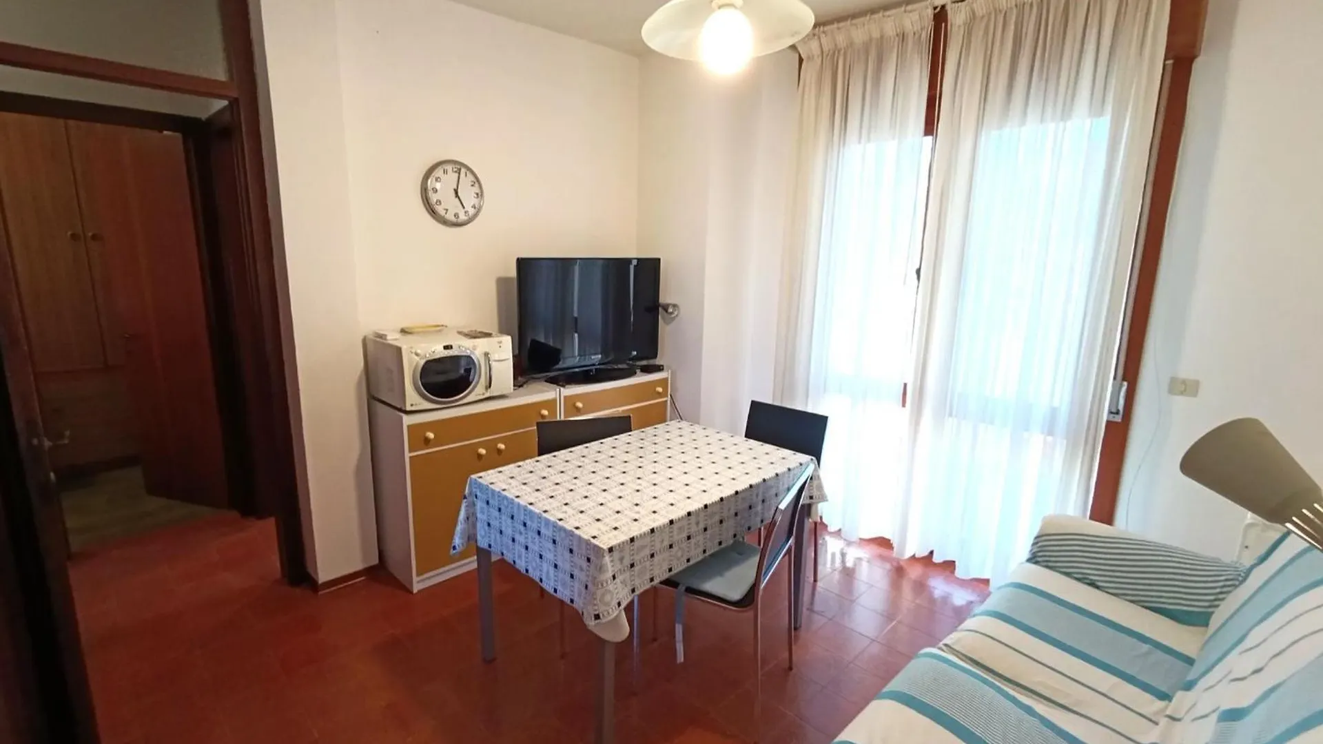 Cozy And Functional Flat In Bibione Apartment Italy